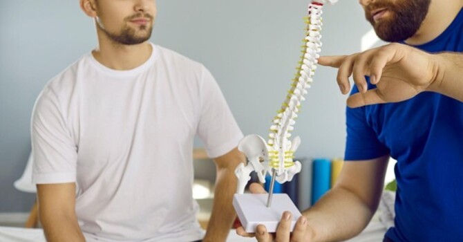 Top Signs It Is Time to Visit a Chiropractor image